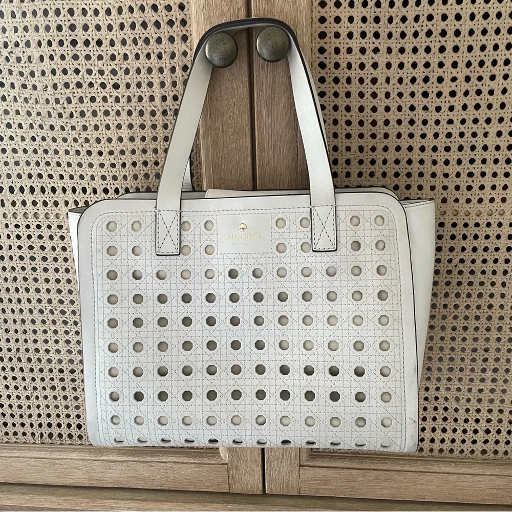 Kate Spade New York Patio Place Kimmie Fresh White Leather Tote Bag